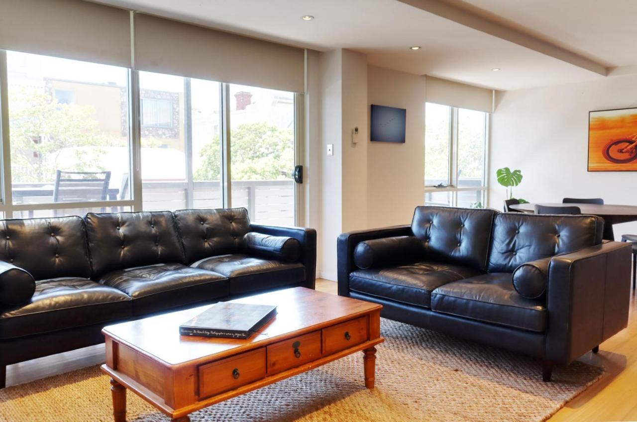 Fiveways Balcony, King Bed, Chef'S Kitchen Apartment Fremantle Bagian luar foto
